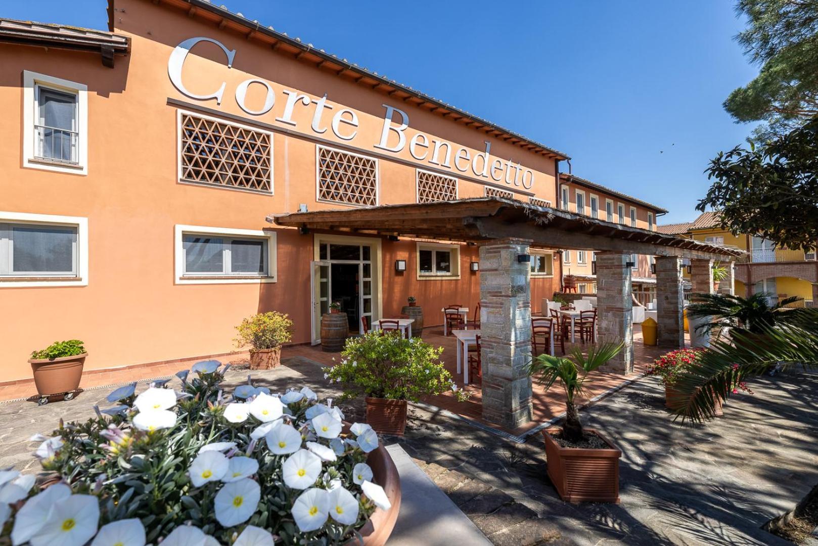 Agriturismo Corte Benedetto Montecarlo Room photo
